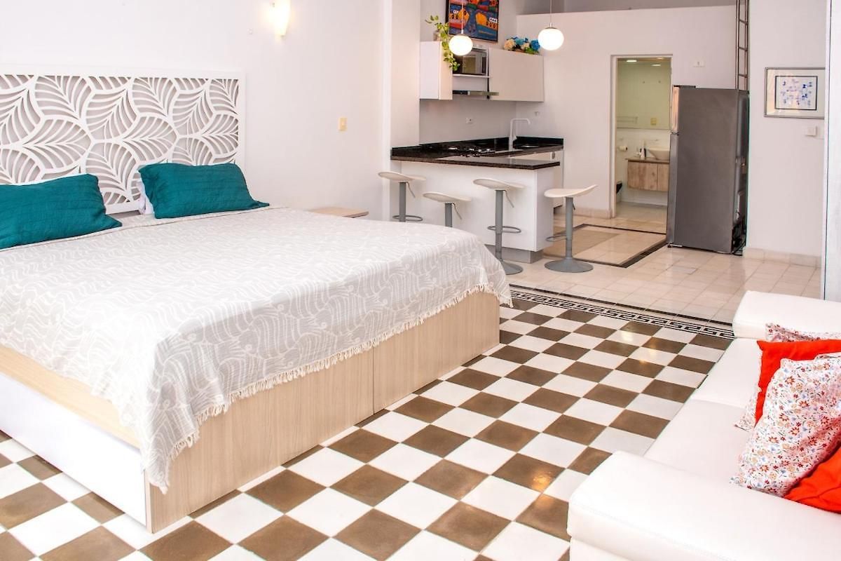 Estudio Colonial Con Balcón, Plaza Santo Domingo Con Piscina Apartamento Cartagena