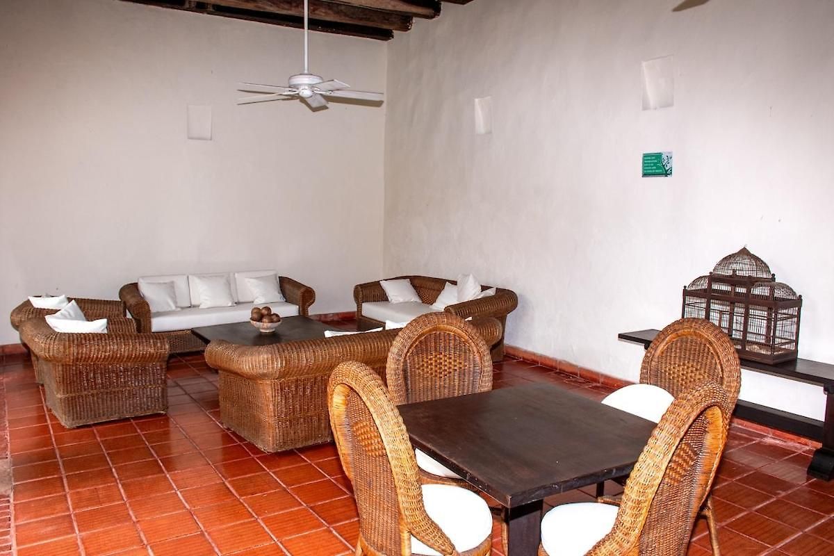 Estudio Colonial Con Balcón, Plaza Santo Domingo Con Piscina *