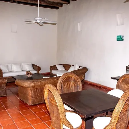 Estudio Colonial Con Balcón, Plaza Santo Domingo Con Piscina *