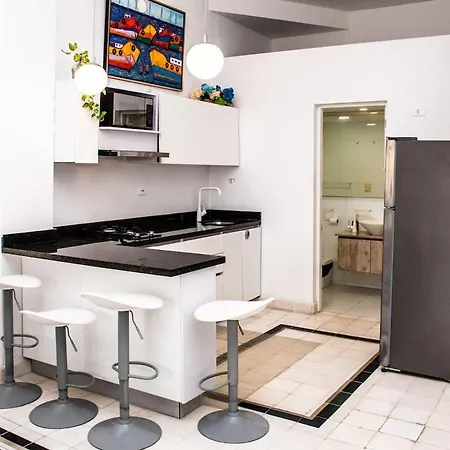 Estudio Colonial Con Balcón, Plaza Santo Domingo Con Piscina