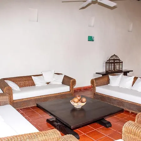 Apartamento Estudio Colonial Con Balcón, Plaza Santo Domingo Con Piscina Cartagena